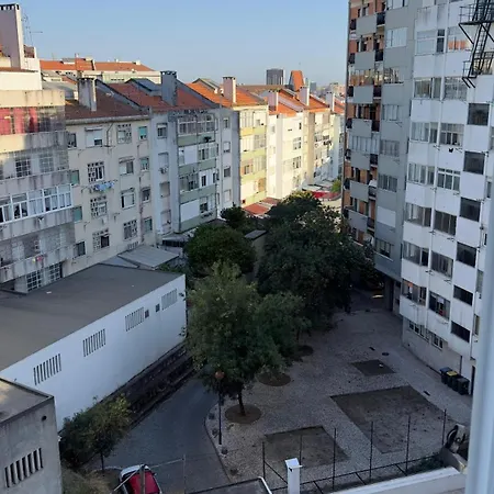 Alvalade Apartamento *